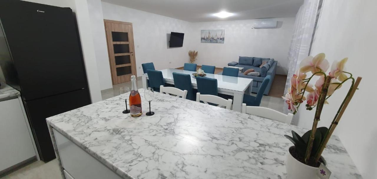 Apartman Hope Zmijavci Exterior photo